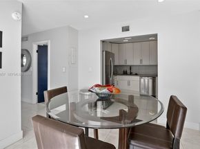 2360 Bayberry Dr 2360, Pembroke Pines FL 33024