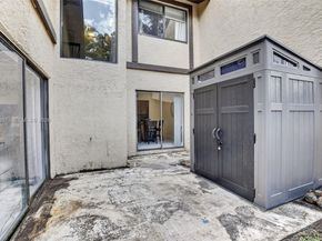 2360 Bayberry Dr 2360, Pembroke Pines FL 33024