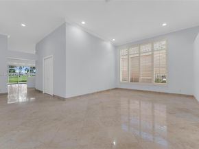 2468 Bay Isle Ct, Weston FL 33327