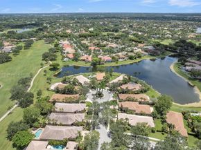 2468 Bay Isle Ct, Weston FL 33327