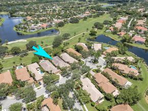 2468 Bay Isle Ct, Weston FL 33327