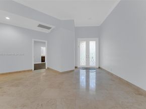 2468 Bay Isle Ct, Weston FL 33327