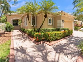 2468 Bay Isle Ct, Weston FL 33327