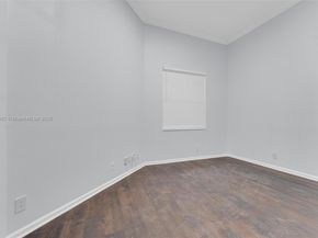 2468 Bay Isle Ct, Weston FL 33327