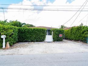 2230 SW 60th Ct, Miami FL 33155