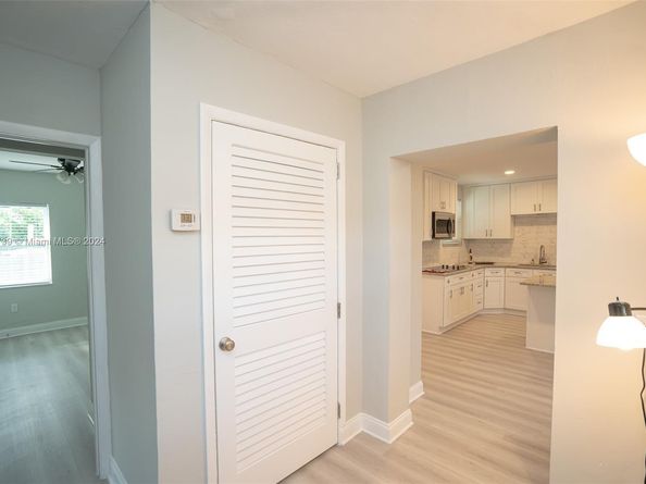 2230 SW 60th Ct, Miami FL 33155