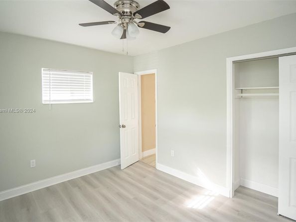 2230 SW 60th Ct, Miami FL 33155