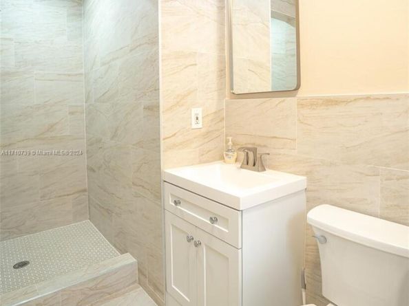 2230 SW 60th Ct, Miami FL 33155