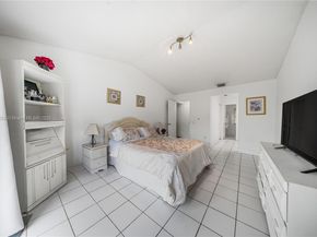 14823 SW 139th Ct, Miami FL 33186