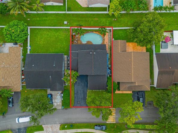 14823 SW 139th Ct, Miami FL 33186
