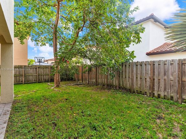 480 SE 35th Ave, Homestead FL 33033