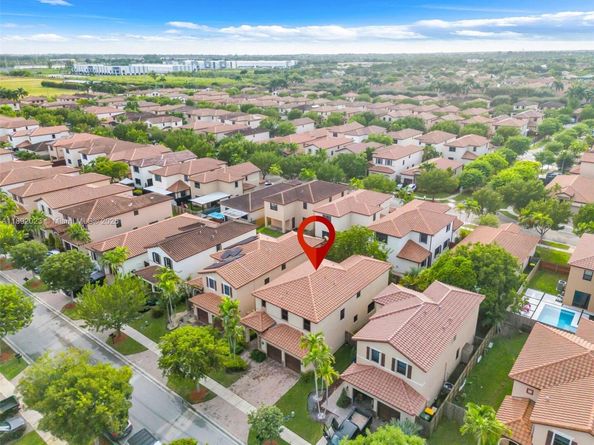 480 SE 35th Ave, Homestead FL 33033