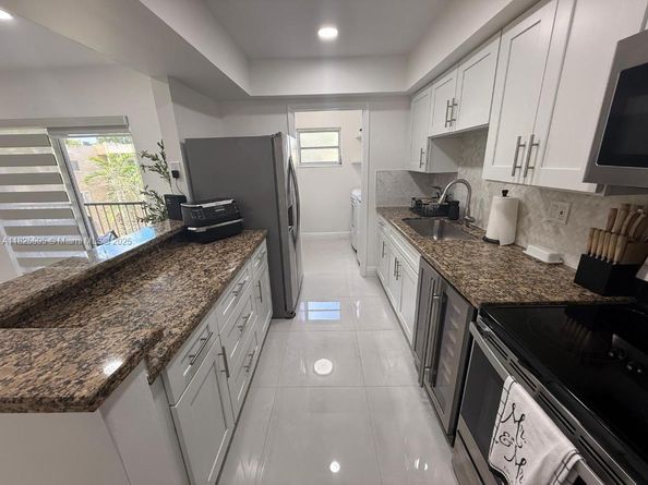 8401 SW 107th Ave 364E, Miami FL 33173