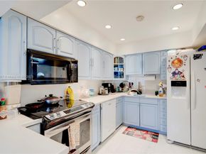 13645 NW 3rd Ave, North Miami FL 33168
