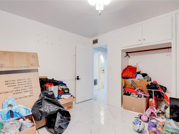 13645 NW 3rd Ave, North Miami FL 33168