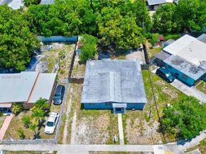 13645 NW 3rd Ave, North Miami FL 33168
