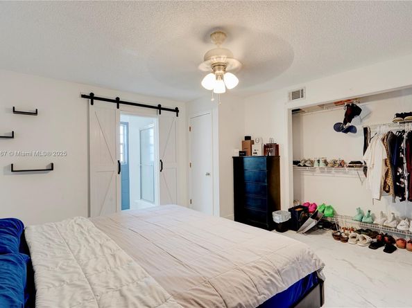 13645 NW 3rd Ave, North Miami FL 33168
