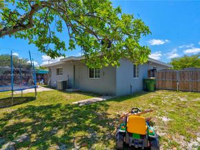 13645 NW 3rd Ave, North Miami FL 33168