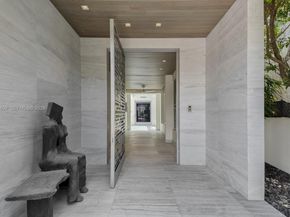 7815 Atlantic Way, Miami Beach FL 33141