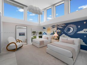 7815 Atlantic Way, Miami Beach FL 33141
