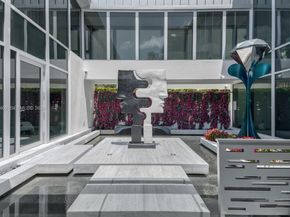 7815 Atlantic Way, Miami Beach FL 33141