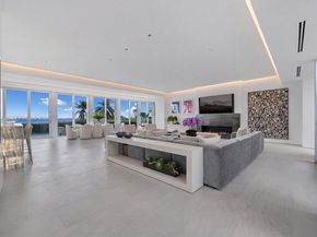 7815 Atlantic Way, Miami Beach FL 33141