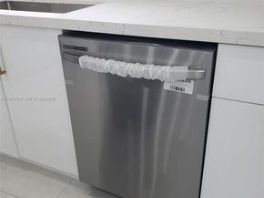 150 NE 169th Ter, North Miami Beach FL 33162