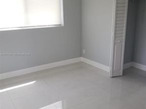 150 NE 169th Ter, North Miami Beach FL 33162