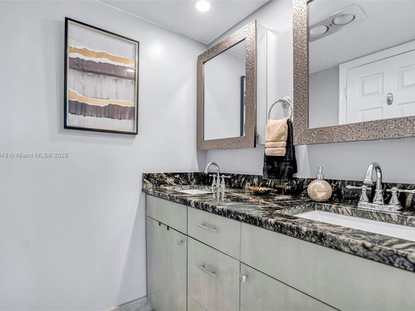 720 Bayshore Dr 804, Fort Lauderdale FL 33304