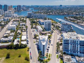 720 Bayshore Dr