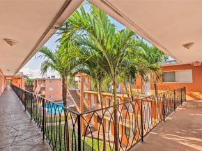 2330 NW 11th St 9, Miami FL 33125