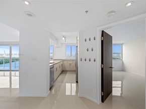 650 West Ave 1401, Miami Beach FL 33139