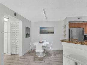 12980 Vista Isles Dr 317, Sunrise FL 33325