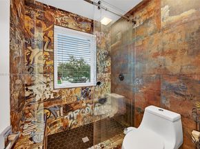 20230 NW 7th St, Pembroke Pines FL 33029