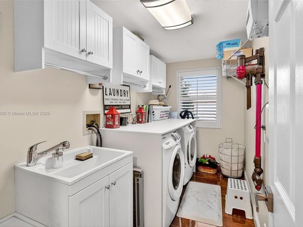 20230 NW 7th St, Pembroke Pines FL 33029