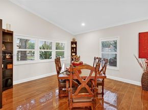 20230 NW 7th St, Pembroke Pines FL 33029