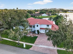 20230 NW 7th St, Pembroke Pines FL 33029