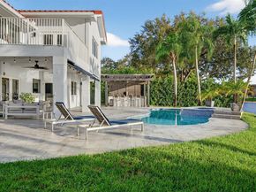 20230 NW 7th St, Pembroke Pines FL 33029