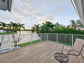 20230 NW 7th St, Pembroke Pines FL 33029