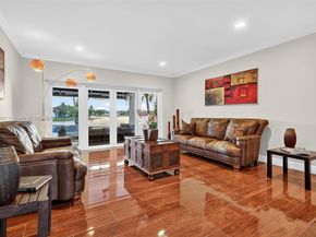 20230 NW 7th St, Pembroke Pines FL 33029