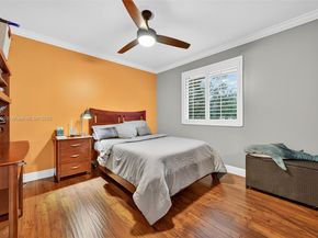 20230 NW 7th St, Pembroke Pines FL 33029