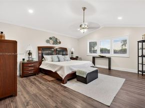 20230 NW 7th St, Pembroke Pines FL 33029