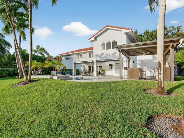 20230 NW 7th St, Pembroke Pines FL 33029