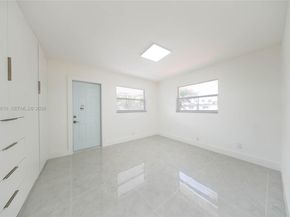 2458 Polk St 201, Hollywood FL 33020