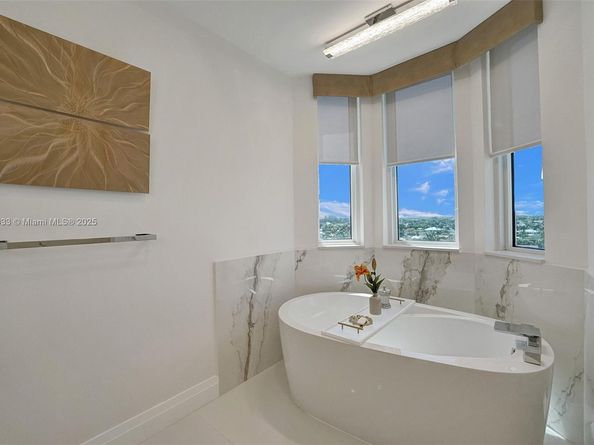 1395 S Ocean Blvd 7D (701), Pompano Beach FL 33062