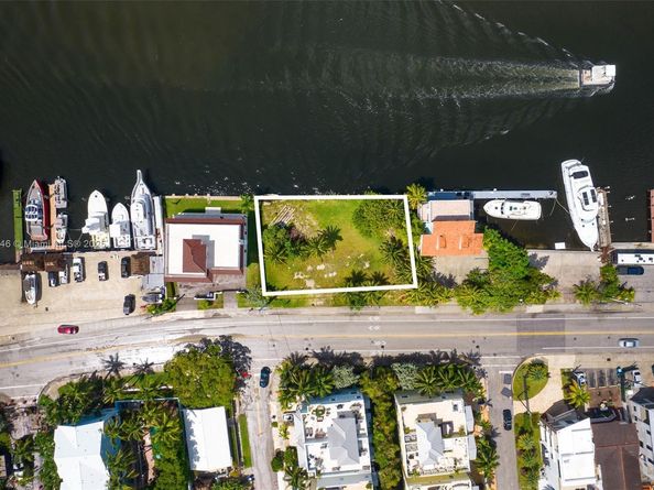 5500 N Ocean Dr, Hollywood FL 33019