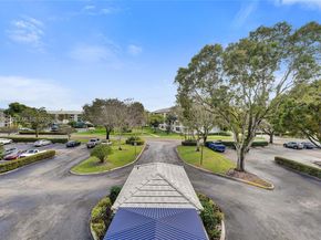 1713 Whitehall Dr 304, Davie FL 33324