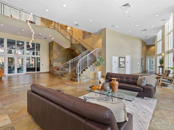 1755 E Hallandale Beach Blvd 501E, Hallandale Beach FL 33009