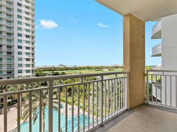 1755 E Hallandale Beach Blvd 501E, Hallandale Beach FL 33009