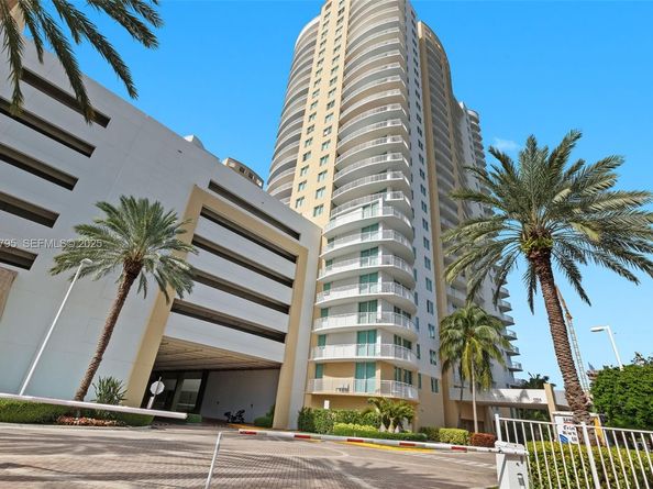 1755 E Hallandale Beach Blvd 501E, Hallandale Beach FL 33009